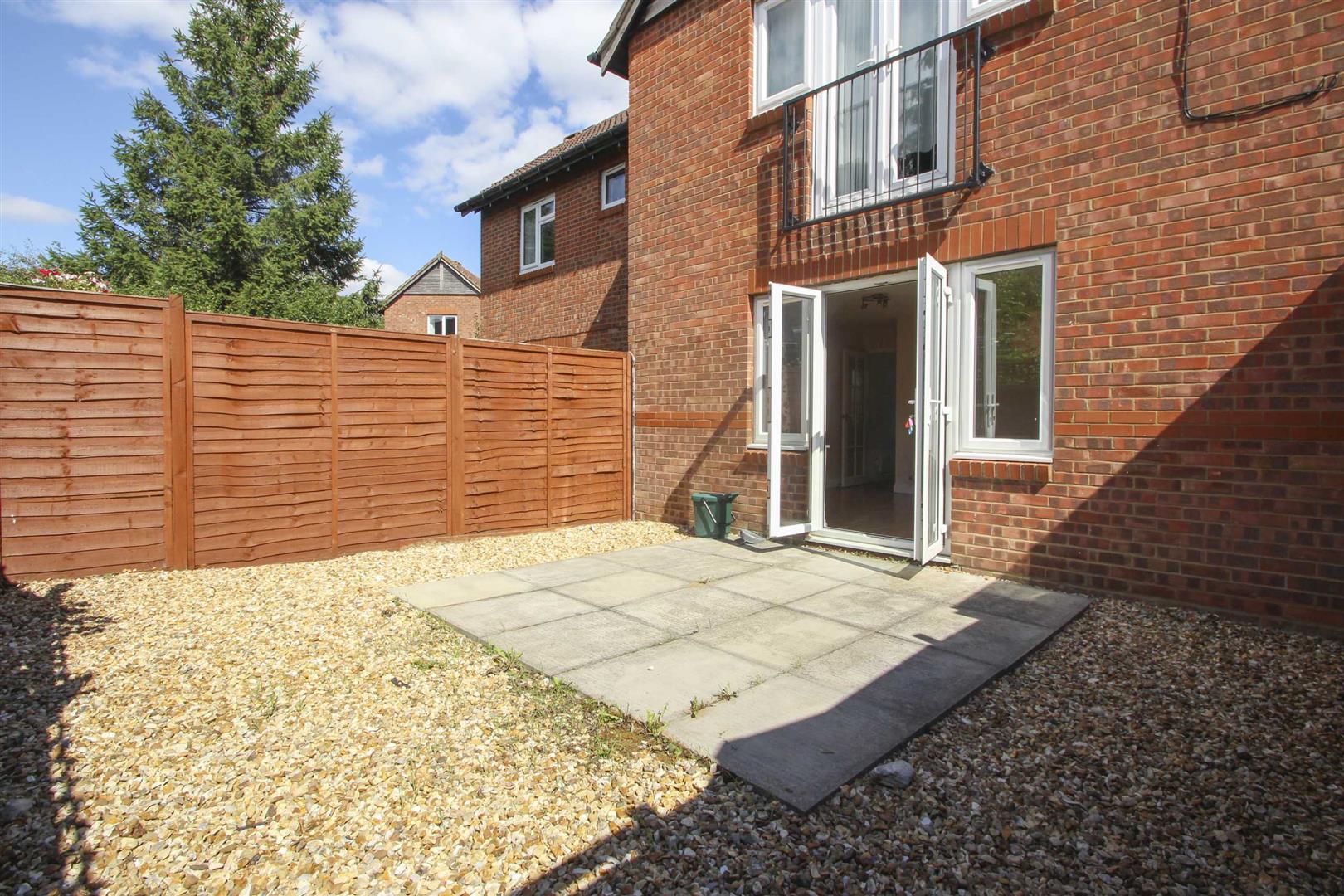 1 bed property in Caraway Close, Milton Keynes